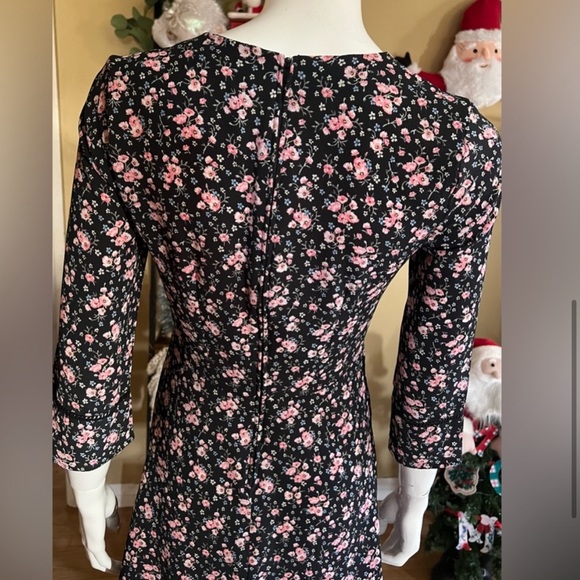 H&M Divided Floral Quarter Sleeve Mini Dress Size 4 💖 - Picture 6 of 12